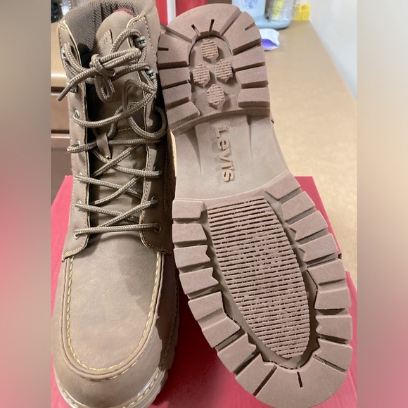 LEVI’S - Picture 6 of 6